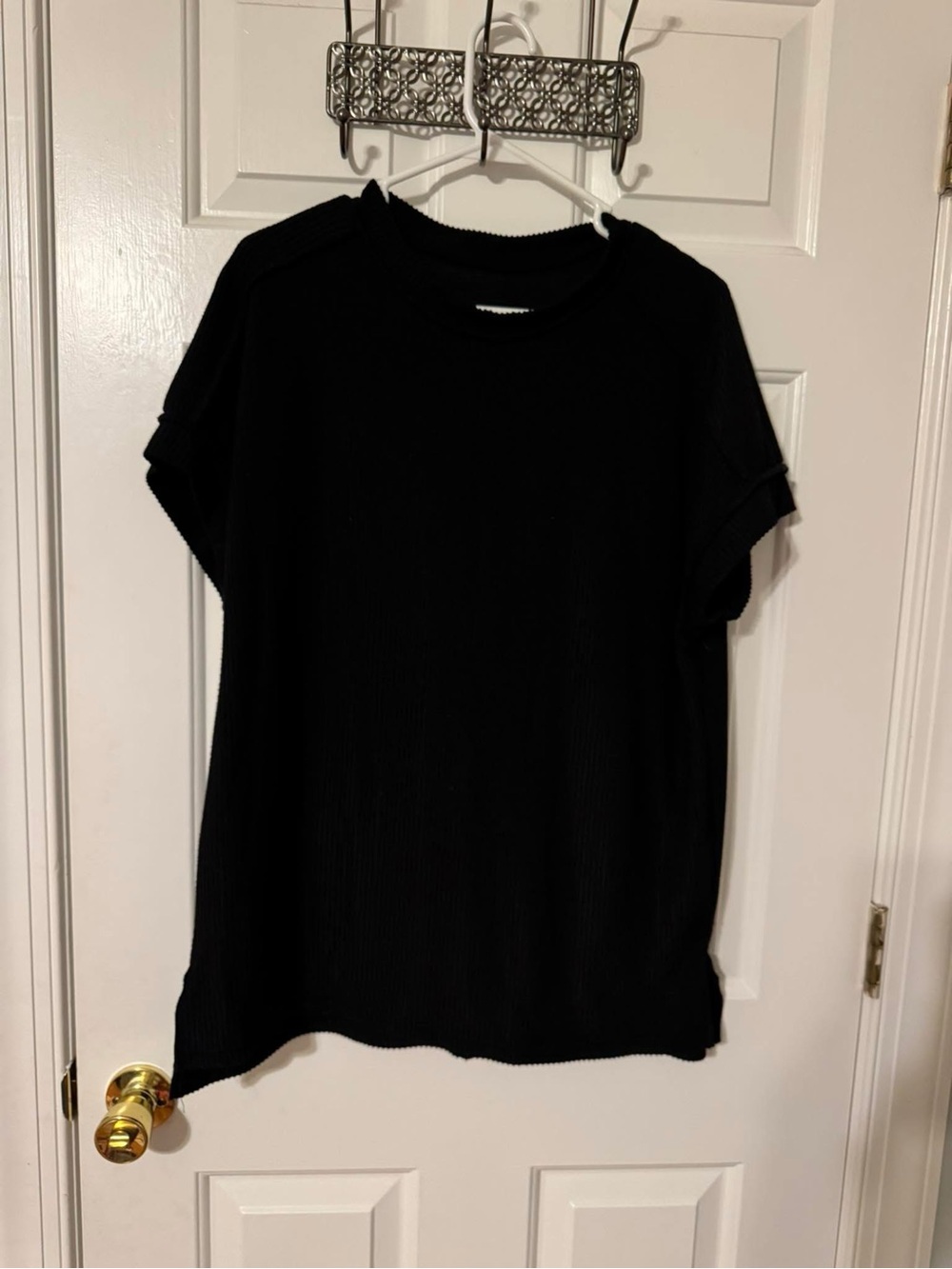 Black Women's Short Sleeve Knit Top